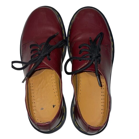Dr. Marten's 1461 Smooth Leather Oxford Shoes in Cherry Red    Size:  US 7 - Picture 5 of 8